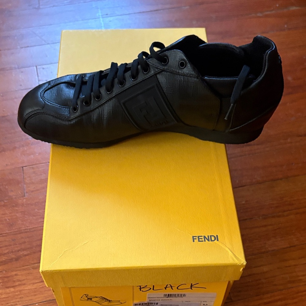 Fendi Black Leather Men's Sneakers